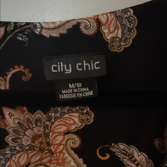 City Chic Black Dress with Gold Floral Design - Picture 2 of 3